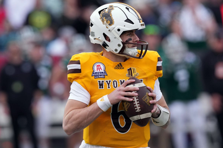 Watch Wyoming vs Arizona State NCAA football 2025 online